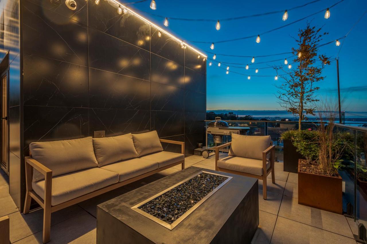 The Halifax Rooftop - Cozy Spa B&B Екстер'єр фото