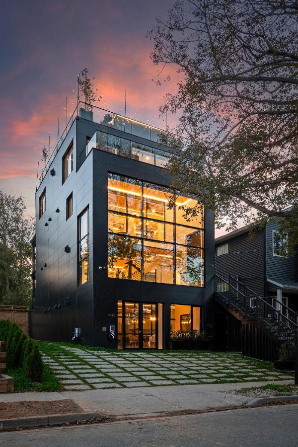 The Halifax Rooftop - Cozy Spa B&B Екстер'єр фото