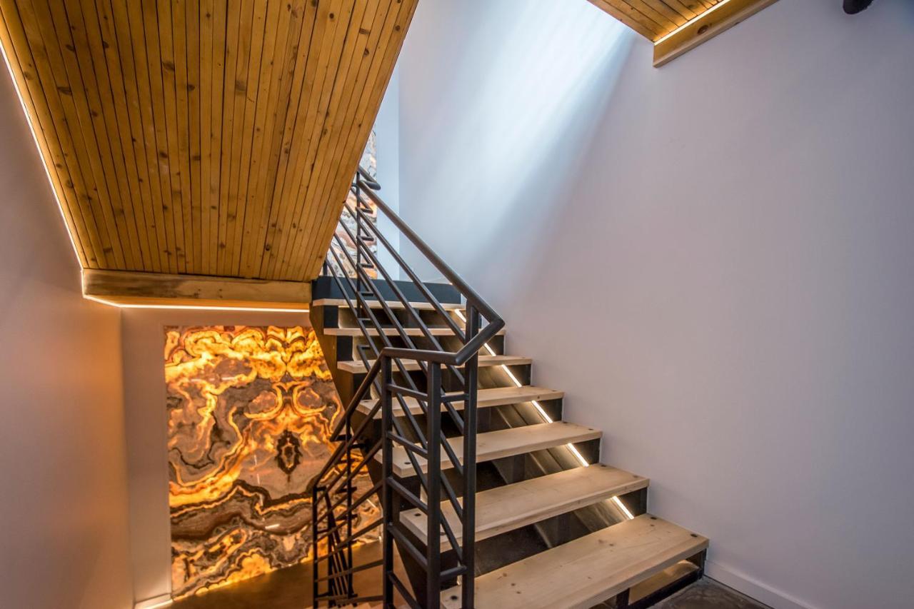 The Halifax Rooftop - Cozy Spa B&B Екстер'єр фото