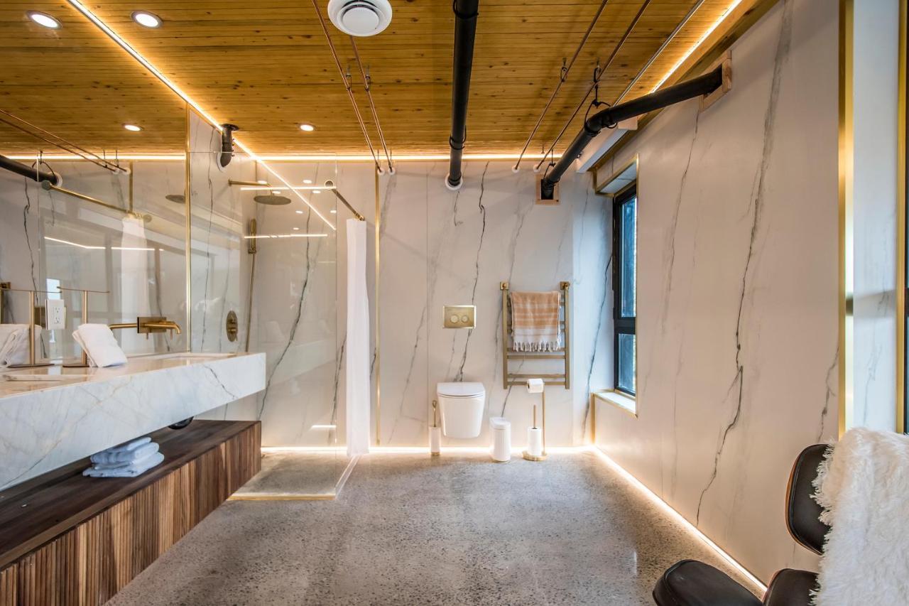 The Halifax Rooftop - Cozy Spa B&B Екстер'єр фото